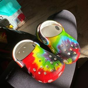 Kids Tie-Dye Crocs